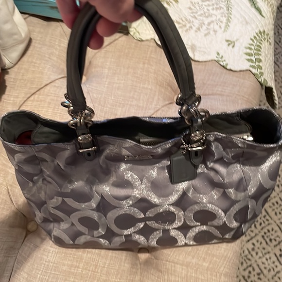 Older coach bag - Picture 4 of 6